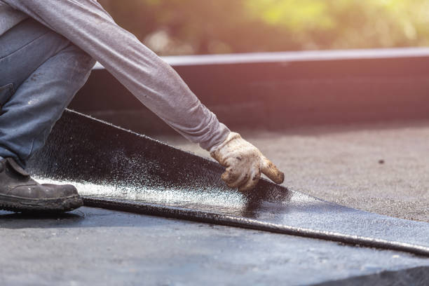 Professional Crawl Space Encapsulation technician working in Maplesville, AL